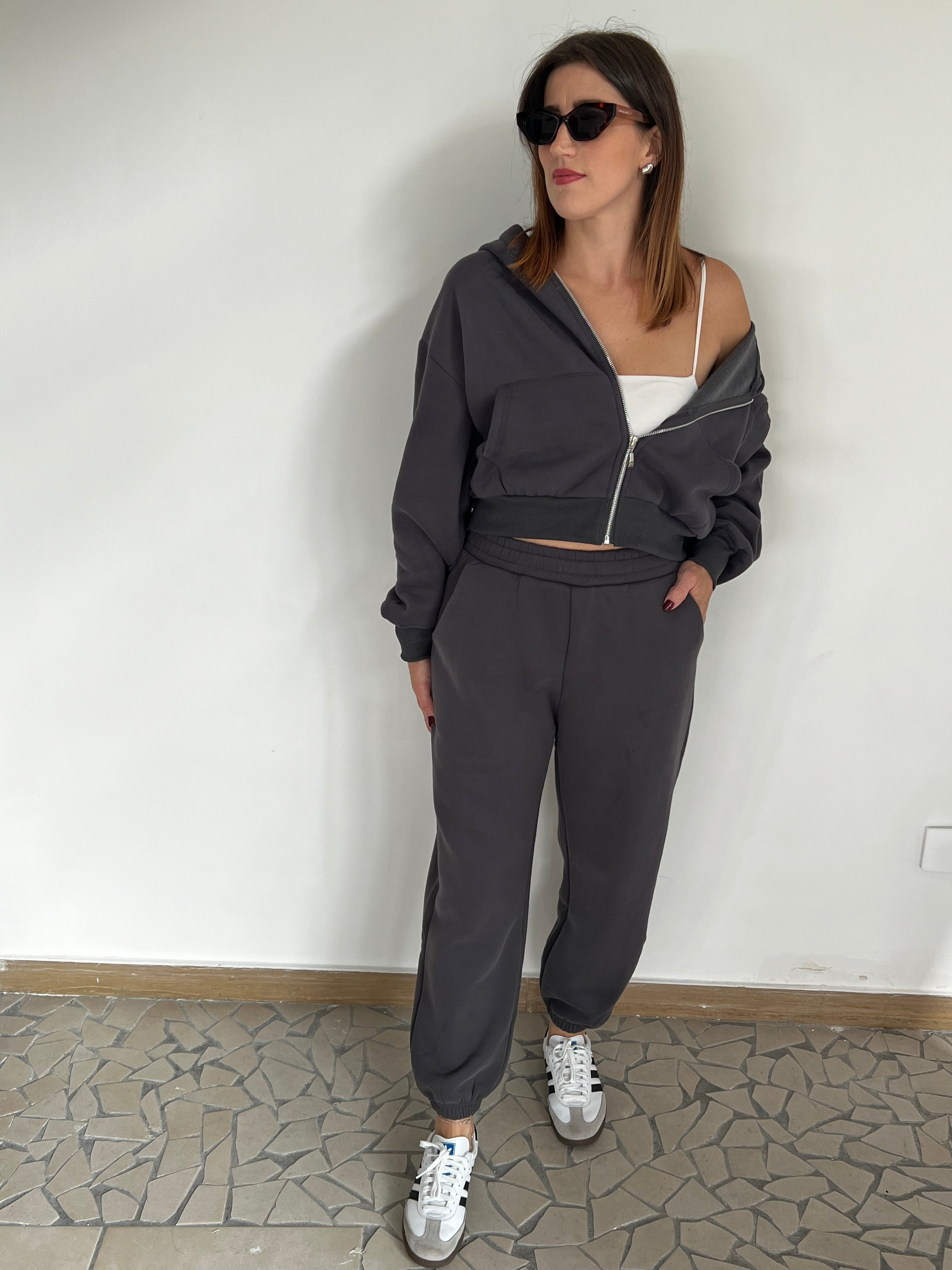 TUTA CALIFORNIA CON ZIP COLORE GRIGIO ANTRACITE